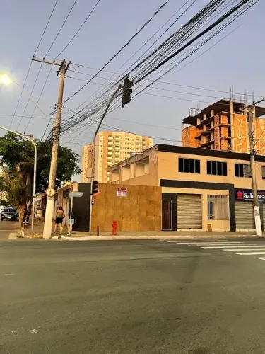 Ponto comercial/Loja/Box para venda tem 327 metros quadrados com 5 quartos