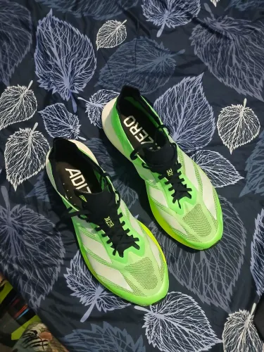 Tênis Adizero
