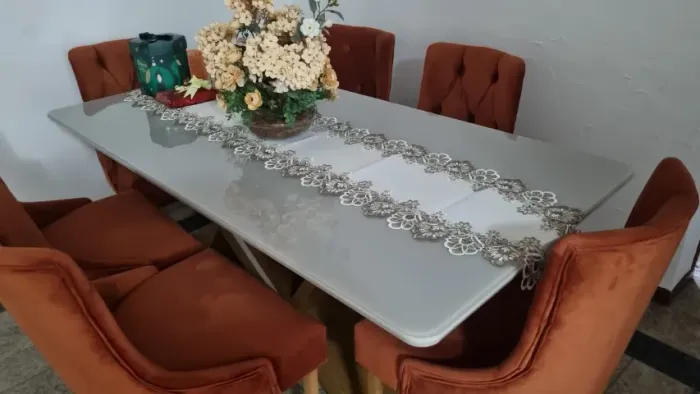 Mesa de Jantar 180x90 com 6 Cadeiras Madeira
