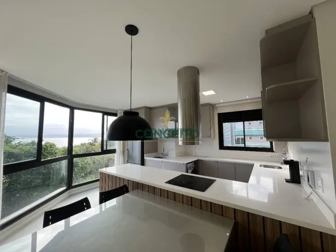 Apartamento com 2 quartos, João Paulo - Florianópolis