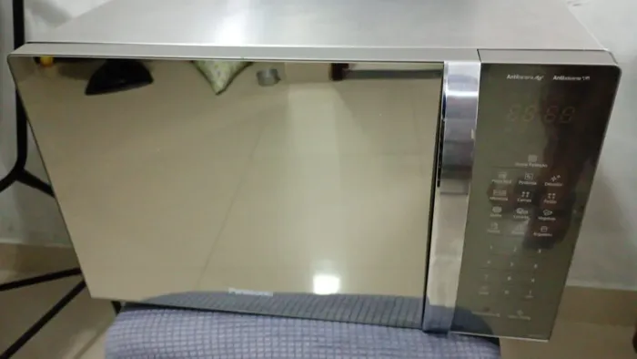Microondas Panasonic 34 L Inox