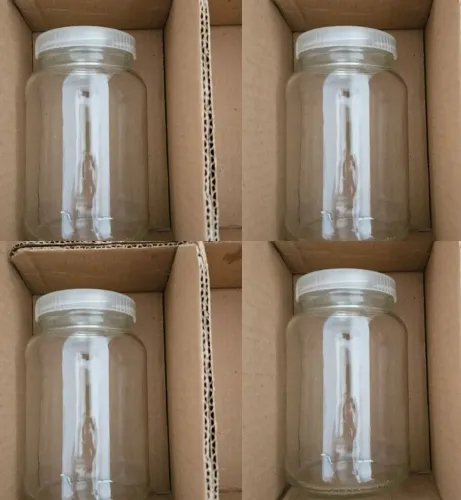 Kit com 4 potes de vidro com tampa plástica