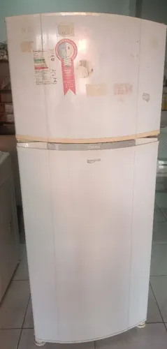 Vende-se geladeira Consul