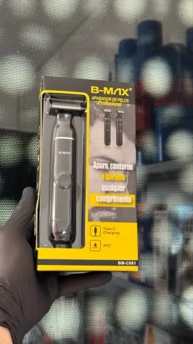 Máquina Aparador de Pelos Profissional à Prova D?água