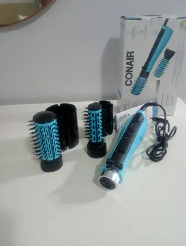Escova rotativa de cabelo