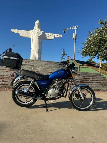 Suzuki Intruder 125 2013 Muito conservada