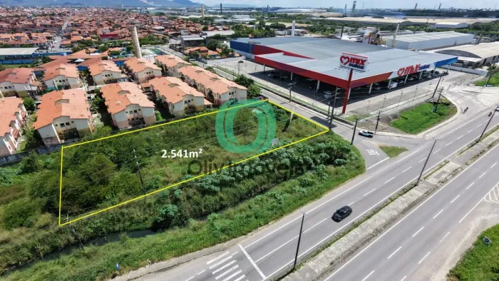 Terreno para Venda em Maracanaú, Distrito Industrial I