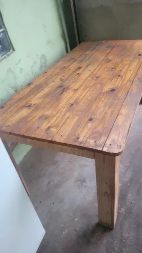 Mesa Madeira