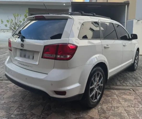 Fiat Freemont 2.4 16V 5P Aut. 2015