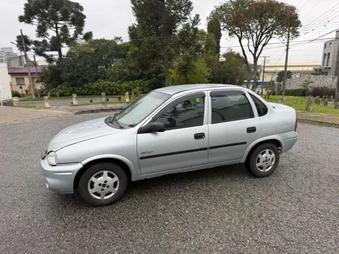 Chevrolet Corsa SED Class.spirit 1.0/1.0 Flexpower (álcool) 2007