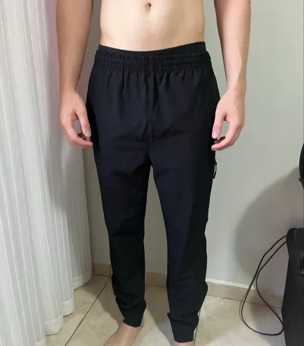 Calça Masculina Nylon New Balance Jogging Preta TAM P