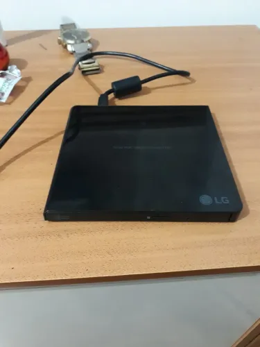 SLIM PORTABLE DVD WRITER / LG