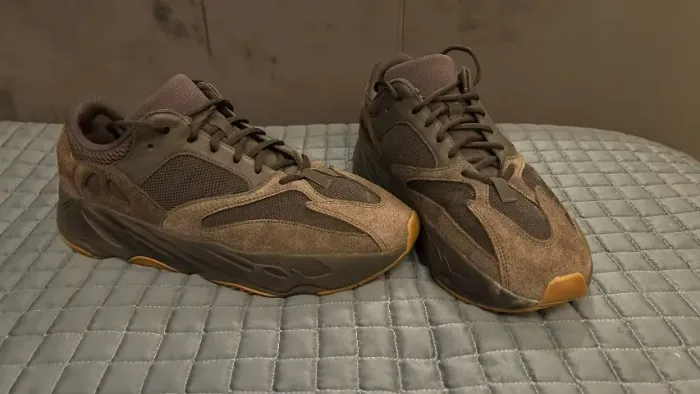 Yeezy Boost 700 V1 Utility Black Tam 43 (Original / Usado)