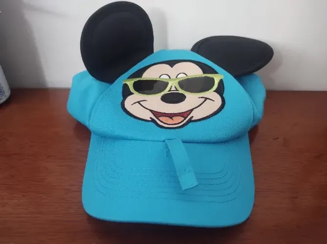 Boné infantil da Disney nunca usado Original com etiqueta