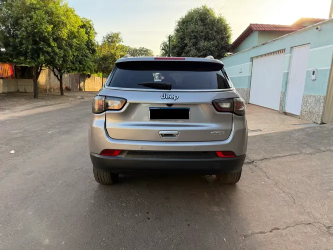 Jeep Compass Long. T270 1.3 TB 4X2 Flex AUT 2025