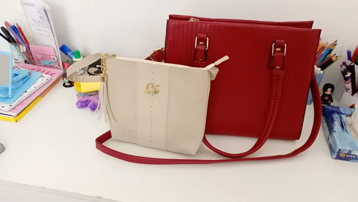 Vende-se Duas Bolsas