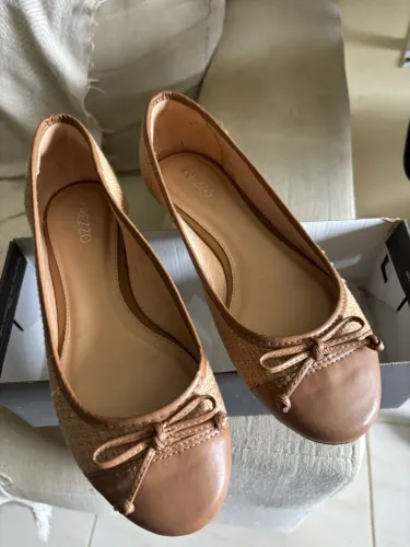 Vendo sapatilha Arezzo