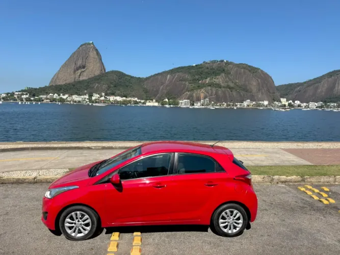 Hyundai HB20S C.plus/c.style 1.6 Flex 16V Mec.4p 2014