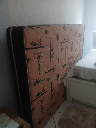 Vendo Colchão em bom estado. R$ 170,00