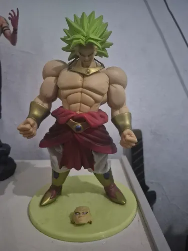 Figure do broly-Megahouse Dimension of Dragon Ball (D.O.D)