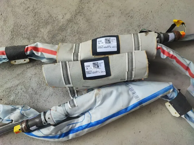 Kit cortinas airbag Fiat toro 2021-2025