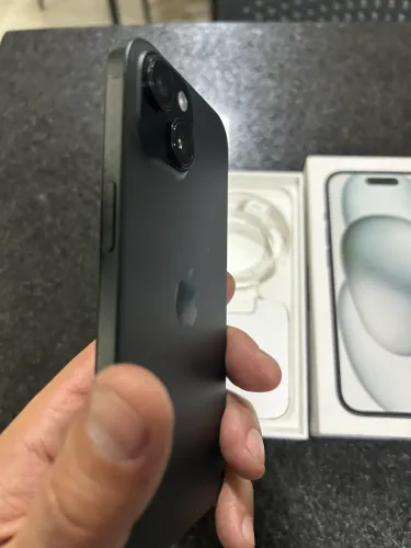 iPhone 15 128gb