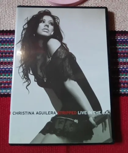 DVD Christina Aguilera Stripped Live in The U.k.