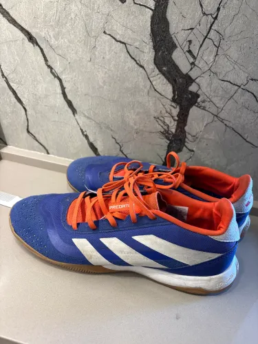 Chuteira profissional adidas perfeito estado numero42