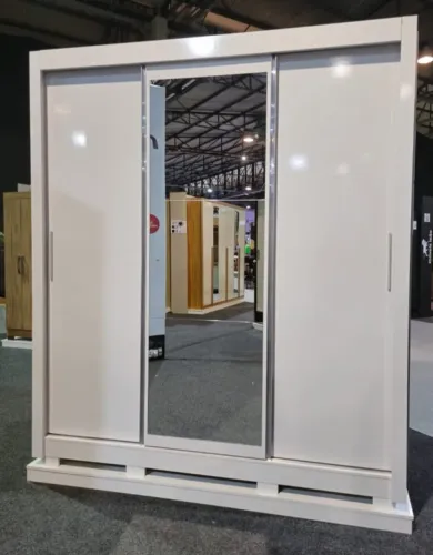 GUARDA ROUPA CASAL 1.80CM DE LARGURA SANTANA NOVO DIRETO DA FABRICA