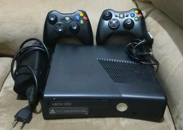 Xbox 360 Slim Lacrado (Faço olx pay)