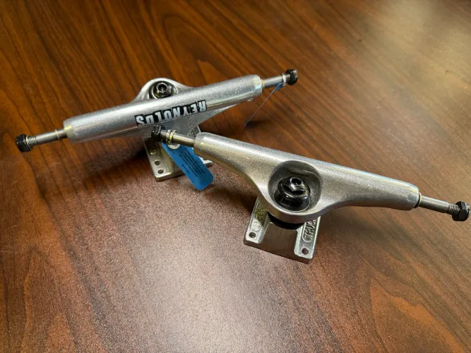 Truck skate Independent Mid Pro Hollow Andrew Reynolds TAM 159mm