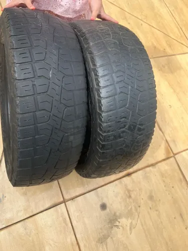 Pneu usado Pirelli 205/6015 scorpion