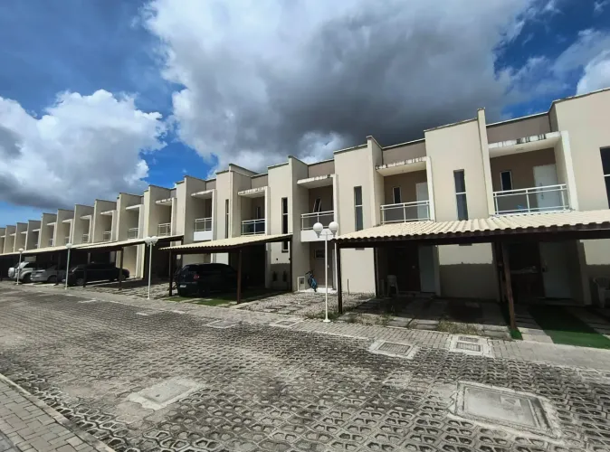 Casa em Condominio em Prefeito José Walter - Fortaleza