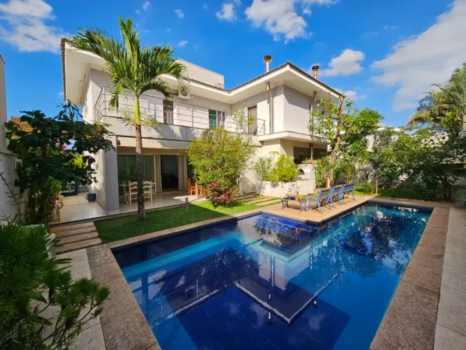 Casa em condomínio, à venda, no Portal do Paraíso II - Alto Padrão com 4 Suítes