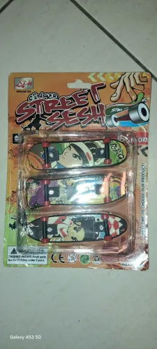 Mini skate de brinquedo
