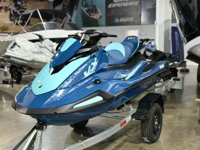 JET WAVERUNNER VX CRUISER