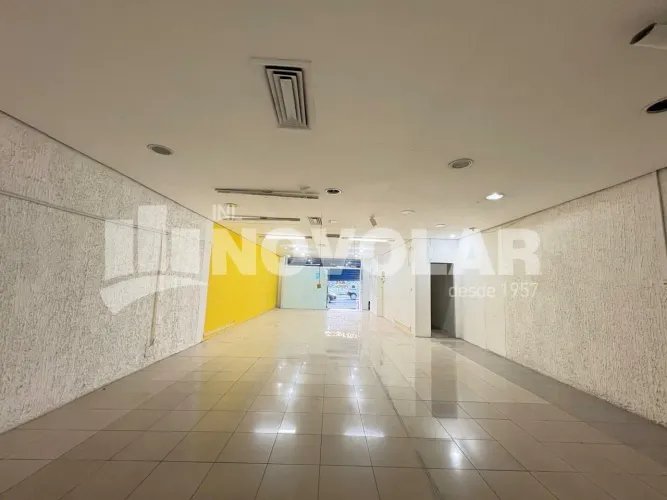 Loja, Vila Maria