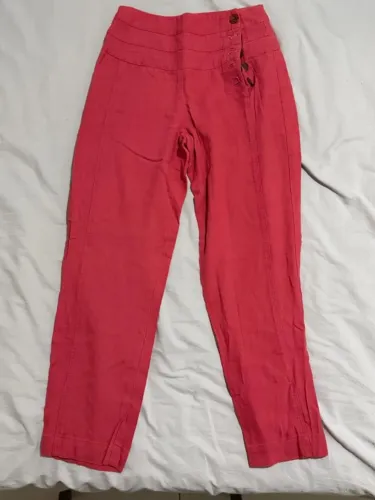 Calça vermelha cintura média "Garage"