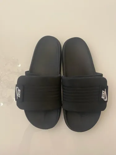 Sandália slide Nike off court