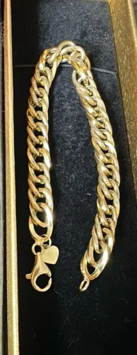 Pulseira feminina em ouro 18k