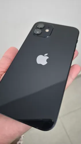 iPhone 12 - 128 GB - Preto - Única dona<br>Vendo iPhone 12 de 128 GB