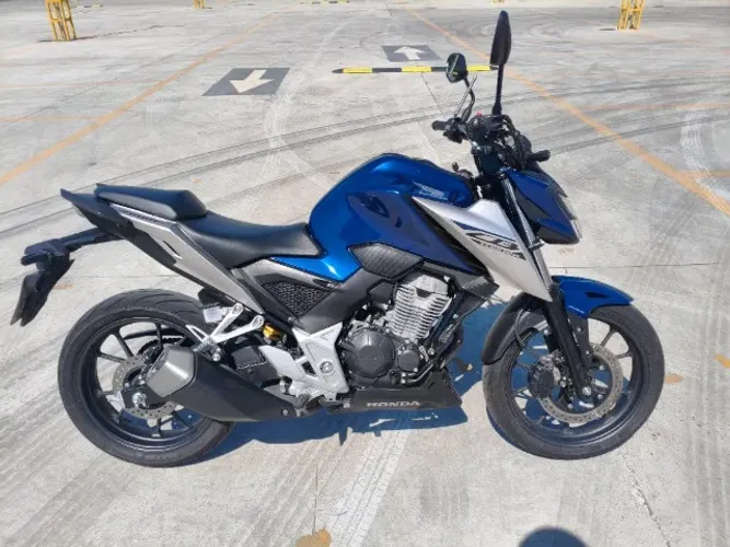 HONDA CB 300F TWISTER 2025/2026