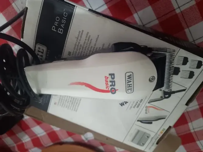Máquina de corta cabelo