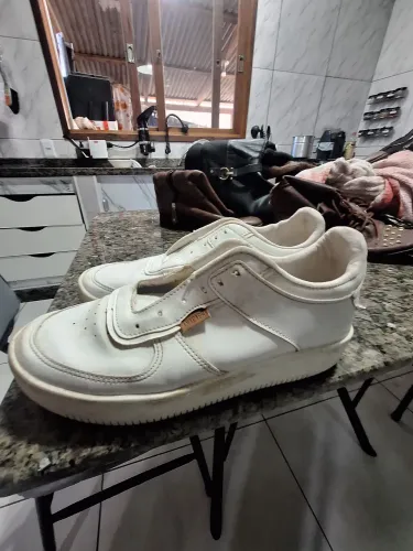 Tenis branco