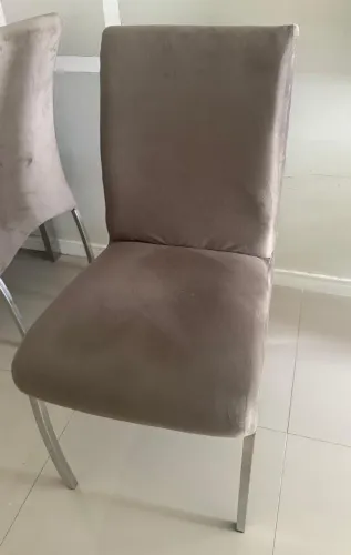 Conjunto de cadeiras de jantar