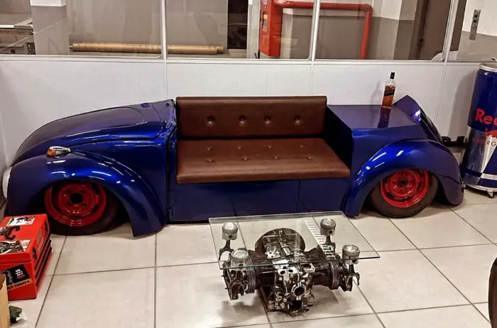 Sofá feito com fusca