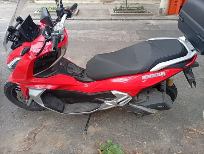 Shineray Urban 150 Vermelha - 25/26 - 3.000 km