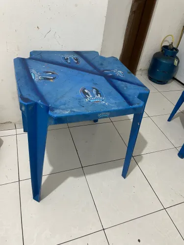 Mesa de plástico 