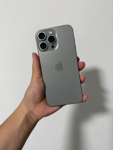 iPhone 15 Pro Max