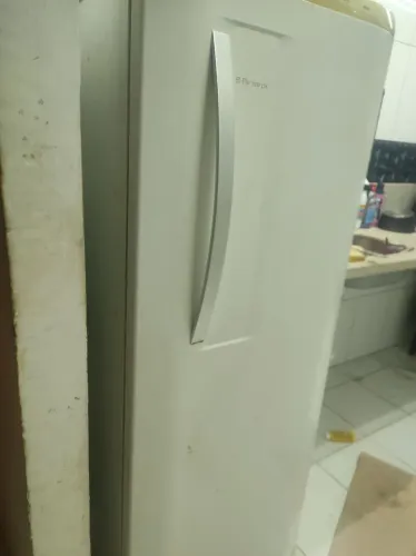 Geladeira Electrolux frosfree 